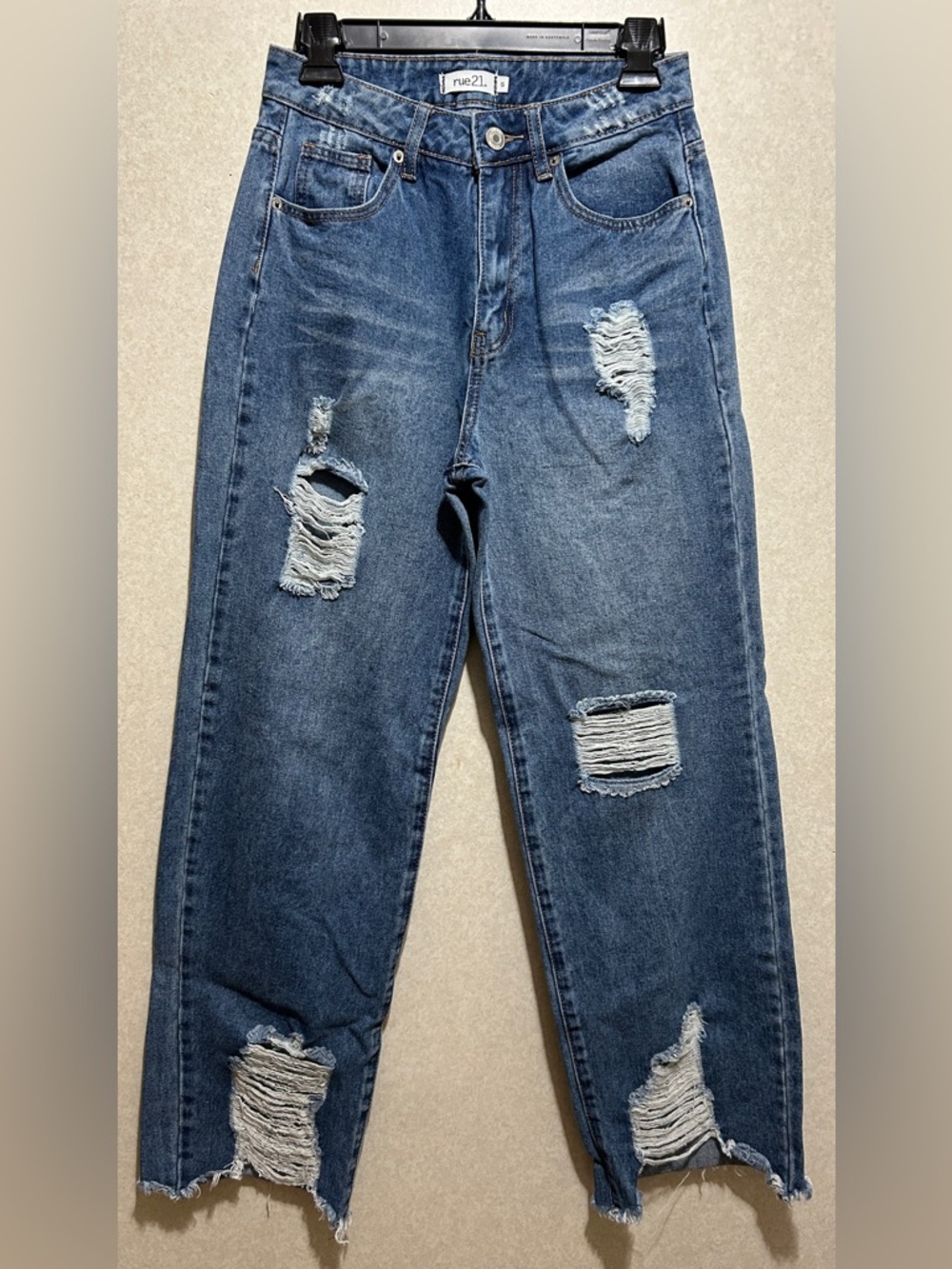 Rue21 Distressed Jeans